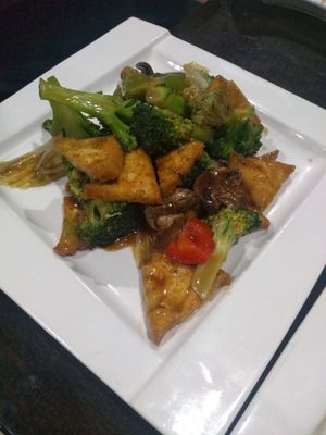 Mixed Vegetables and Tofu at Eastern House in Terre Haute