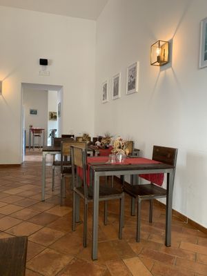Interior   at Pinzimonio in L Aquila