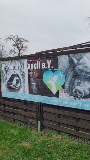 Entrance at Die MonRo Ranch - Der Lebenshof in Moenchengladbach