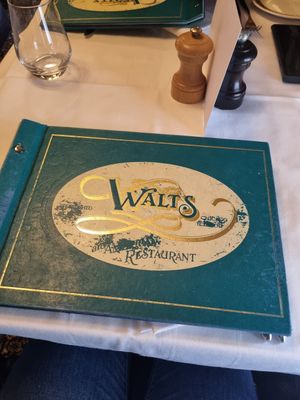  at Disneyland - Restaurant Walts in Chessy