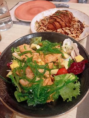 Vegan ponzu salad and the corral teriyaki heura (recommended!) at UDON - Viapol in Sevilla