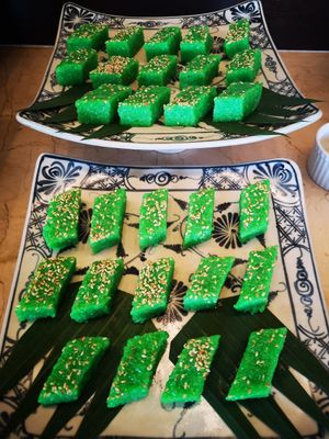 Sticky Rice Pie Bar at Vegan Travel - Vegan Cruises & Tours in Muenster