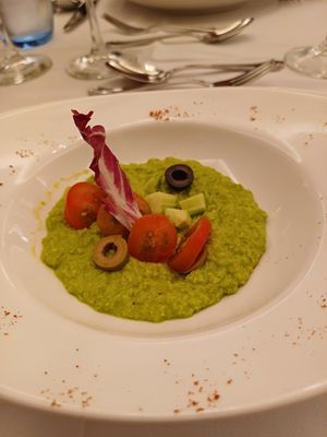 Pea hummus at Vegan Travel - Vegan Cruises & Tours in Muenster