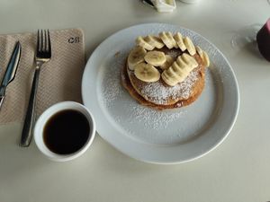 Asked to have maple syrup on the side at The Brunch Box in Benidorm
