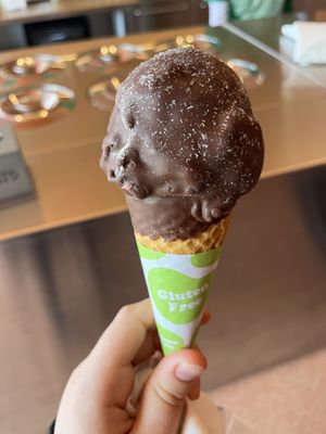 pistachio choc top💚 (gf)  at Sweethearts Gelato in Preston