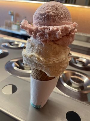 Raspberry cream and dirty peppermintt  at Sweethearts Gelato in Preston