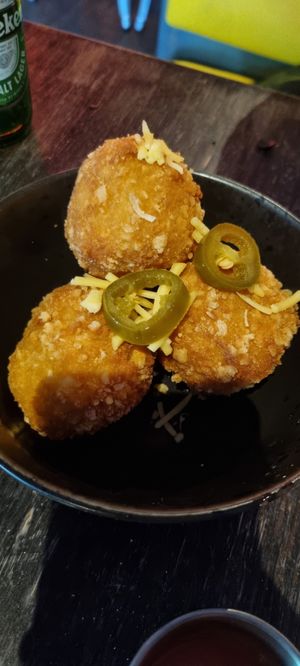 Jalapeño mac n cheese balls at Nonna Said in Glasgow