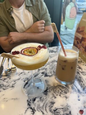 Passionfruit Mocktail (left) Oat Iced Latte (right)!  at Heavenly Desserts in Southampton