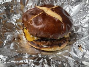 Bacun jalapeño cheddar burger   at Vegan Vibrationz in Plano