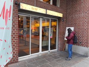 Entrance at Rice Up - Stadelhofen in Zurich