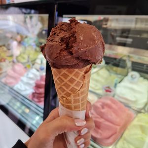  at Gelato Artigianale in Sirmione