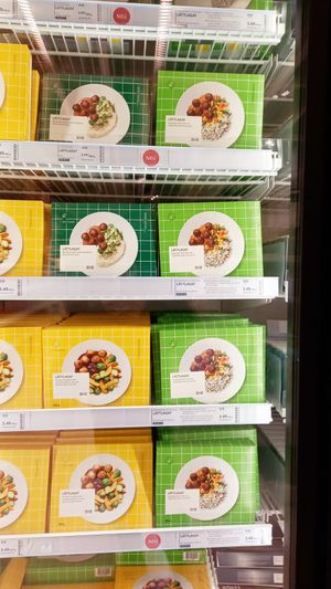 gemüsebällchen & proteinbällchen (die grünen verpackungen) at IKEA in Kaarst