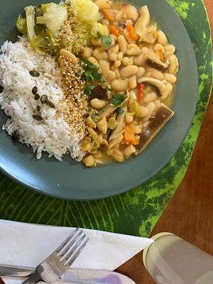 Prato do dia: Dobrada de cogumelos (9€)
Sumo: Limonada (1,50€) at Gira Sol in Tomar