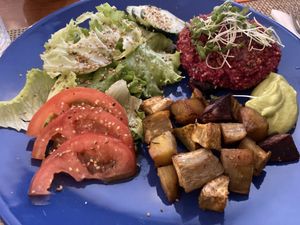 Quinoa beetroot bread   at Gira Sol in Tomar