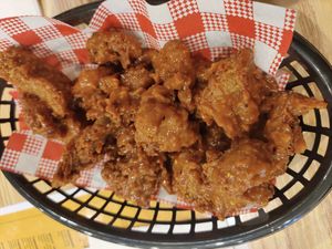 2nd visit New menu item: Spicy Buffalo Wings  at Papa G's Pizzeria in Blacktown