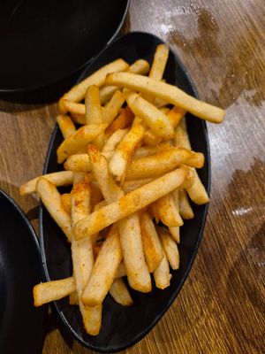Peri peri chips: good at Papa G's Pizzeria in Blacktown