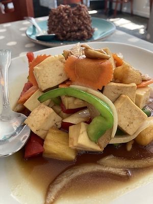 Entree with cashews and added tofu at Vegan Plate in Chicago