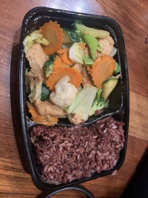 Vegetable Stir Fry with Soy Chicken  at Vegan Plate in Chicago