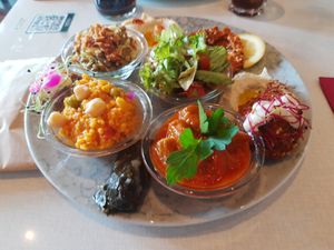 Vegan mezze plate at Moudi Bar - Talacker in Zurich