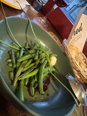  at don Fred in Newtown