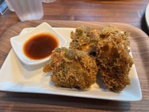 Fried chicken side  at Vegetiger オヤサイキッチン  TORAYA VEGETIGER SECOND-ROOM in Nagoya