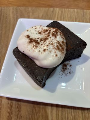 VEGAN Chocolate cake  at Vegetiger オヤサイキッチン  TORAYA VEGETIGER SECOND-ROOM in Nagoya