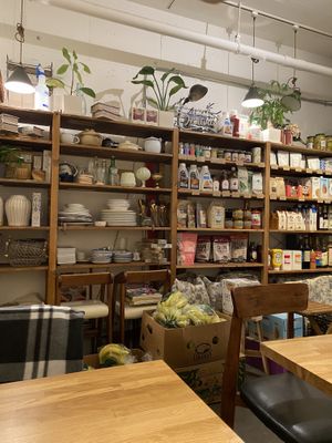 also sell organic groceries (800g oatmeal for 800¥!!)  at Asakara Good Store in Osaka