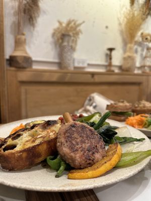 Vegan Aussie breakfast   at Asakara Good Store in Osaka