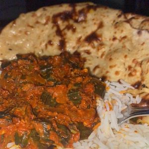 bhindi masala, steamed rice and roti    at Singhs in Montreal