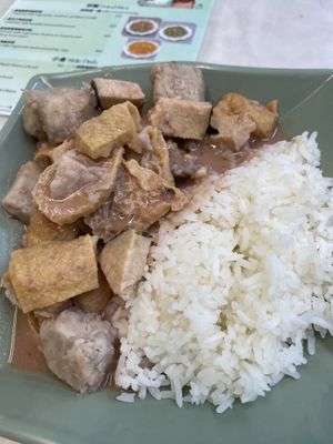 Taro fast meal.. tasted way better than it looks!  at Yat Sum Vegetarian - 一森素食 - Tsim Sha Tsui in Kowloon