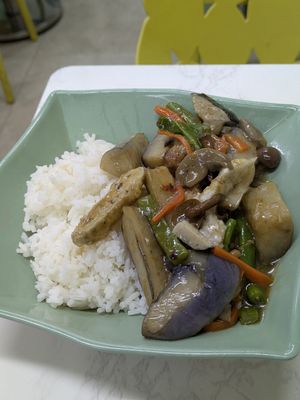 Lotus Root and wheat gluten in sweet & sour sauce with Rice at Yat Sum Vegetarian - 一森素食 - Tsim Sha Tsui in Kowloon