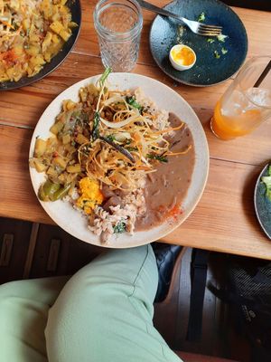 Vegan curry, came with a little salad not pictured at VEGAN CAFE Kiu 喜雨 in Kobe