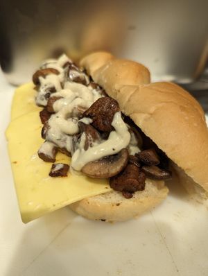 BEEF & MUSHROOM: “beef”, portabellas, smoked provolone, rosemary horseradish mayo. Served with a side of Au Jus. at Frondescence in Boise