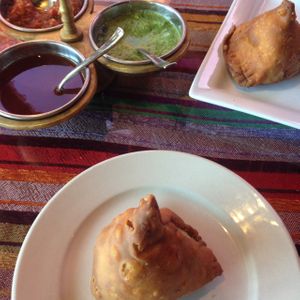 Samosas at Saffron Indian Cuisine and Bar in Thousand Oaks
