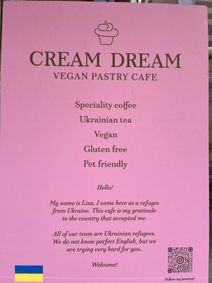 Cafe  at Cream Dream in London