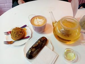 Pistachio tart and Snickers enclair at Cream Dream in London