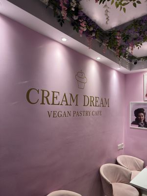 Some of the cute interior  at Cream Dream in London