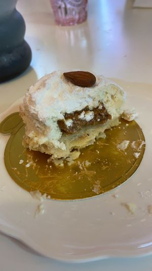 Inside of the meringue  at Cream Dream in London