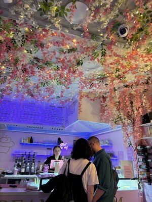 counter   at Cream Dream in London