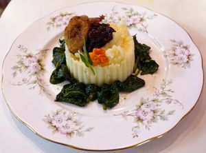 mashed potatoes w/fried bananas at Cream Dream in London