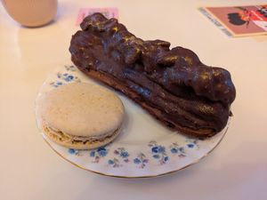Delisa (£8) and a Macaron (£3). Delisa is full of some sort of chocolate cream, really amazing. at Cream Dream in London