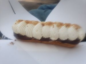 Eclair at Cream Dream in London