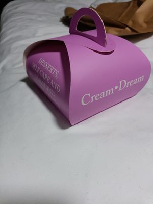 Packaging at Cream Dream - Covent Garden in London