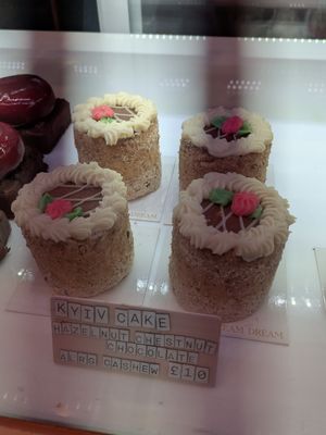 Cakes at Cream Dream - Covent Garden in London
