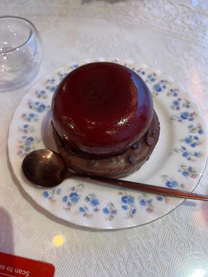 Cherry Tonka Tart at Cream Dream - Covent Garden in London