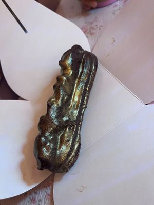 Eclair at Cream Dream - Covent Garden in London