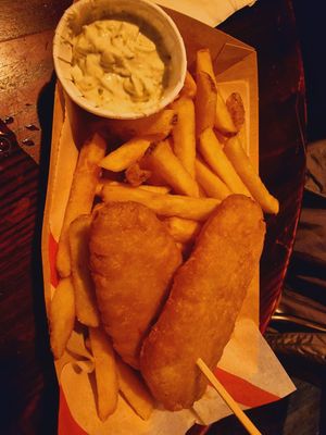 Fish and chips at Hank's Dirty in Cambridge