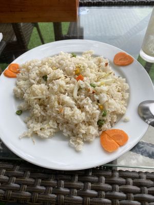Vegan vegetable rice  at Trang An Riverside Garden in Ninh Binh