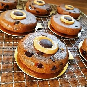 Cookie peanut butter & chocolate chip at LA RAWTISSERIE in Antibes