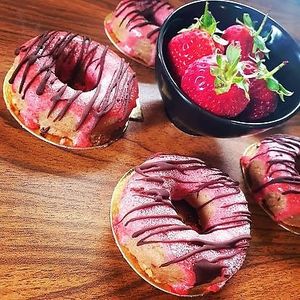 doughnut strawberry at LA RAWTISSERIE in Antibes